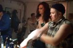 DebraKate NicCleaningArms 9430